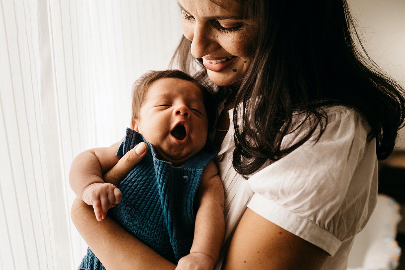 baby-yawning